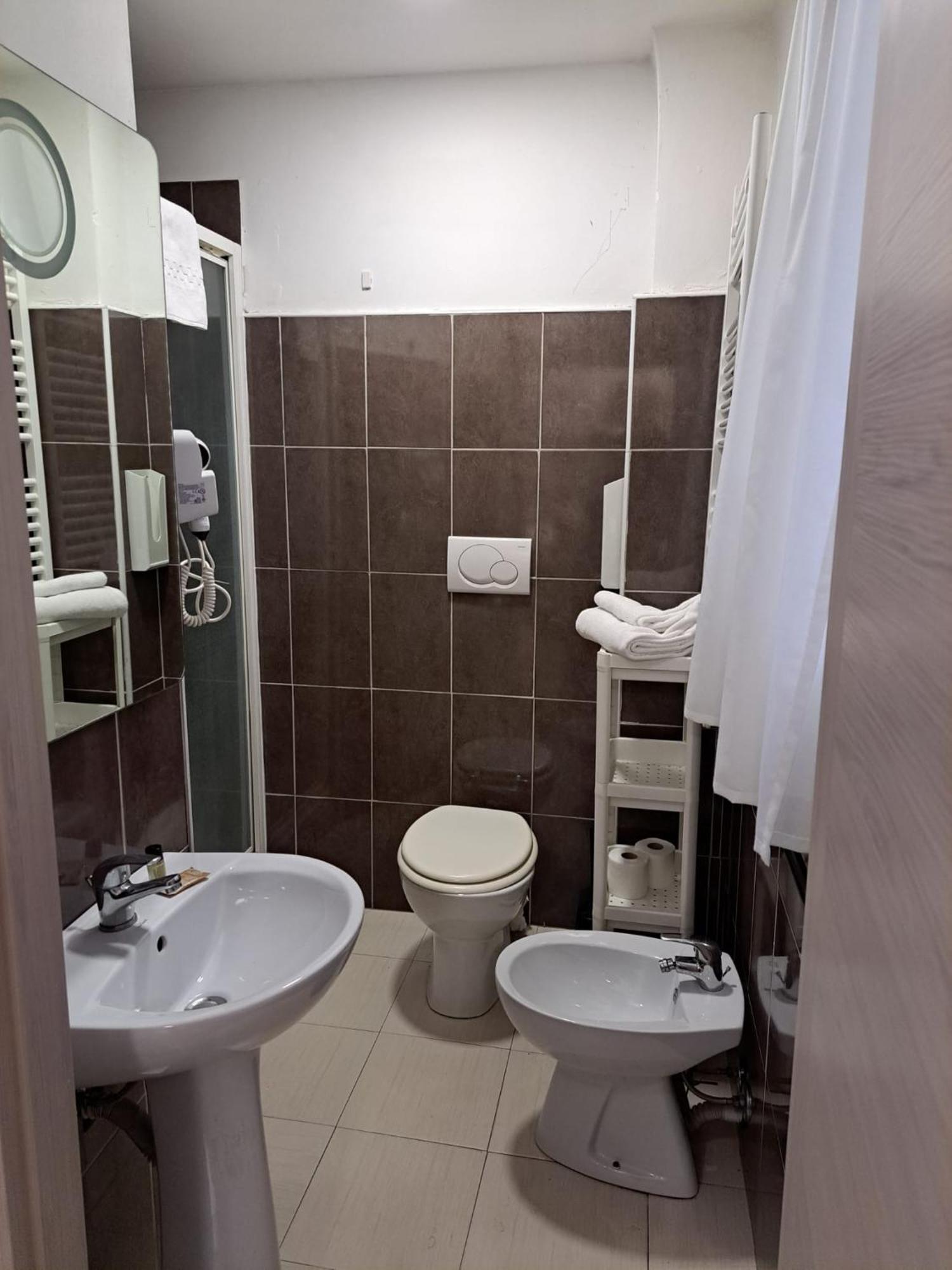 B&B Leonum Флоренция Екстериор снимка